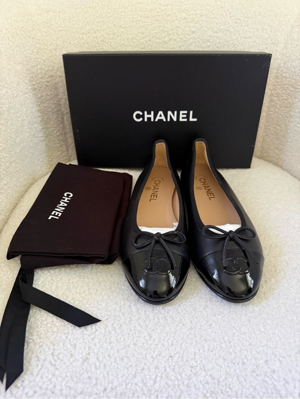 CHANEL Black Leather Ballet Flats - Picture 2 of 8